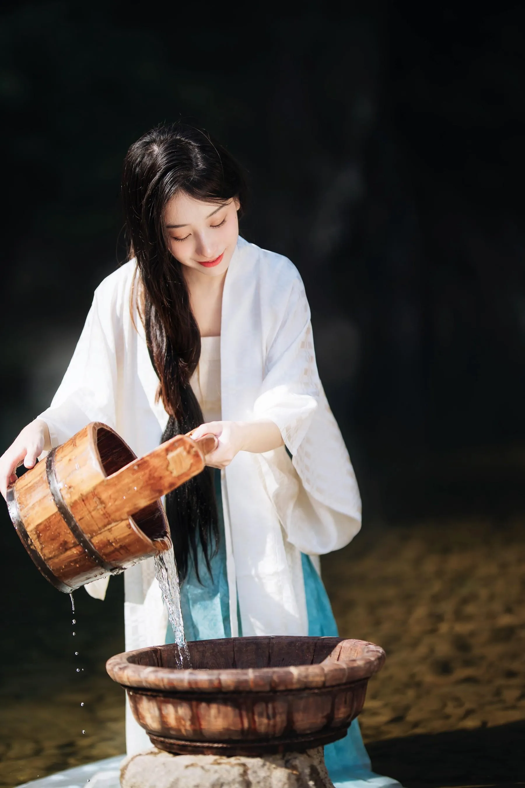 [YITUYU艺图语]2022.01.11 仙女洗头 小清菡呀 [20P]插图5